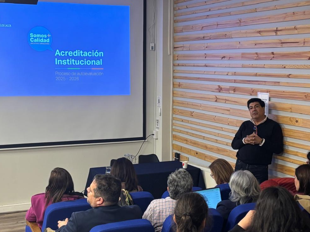 Docentes de Pedagogía en Música, Pedagogía en Artes Visuales y Arquitectura al día con el informe de acreditación